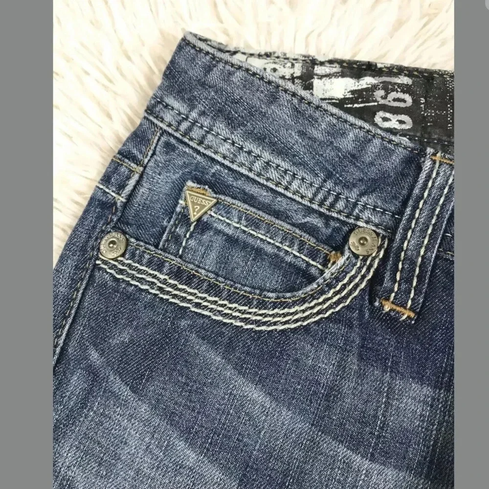 90s GUESS flirty straight parched distress denim jeans size 27 - Picture 5 of 8